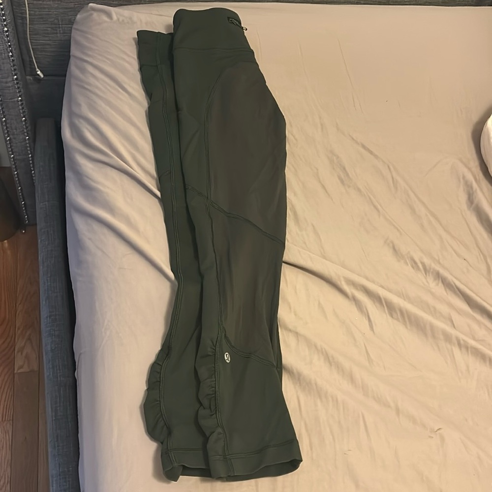 Lululemon leggings size 6 - olive green